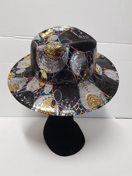 Hat with multicolored sequins