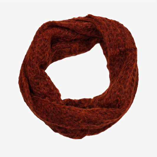 Red ring scarf