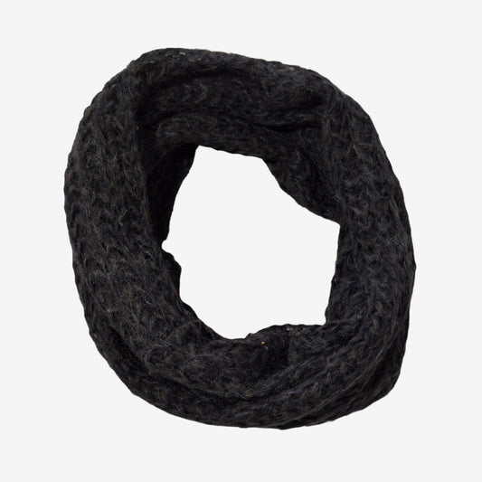 Black ring scarf